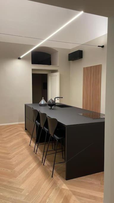 Meh Luxury Apartment City Centre Bari Zewnętrze zdjęcie