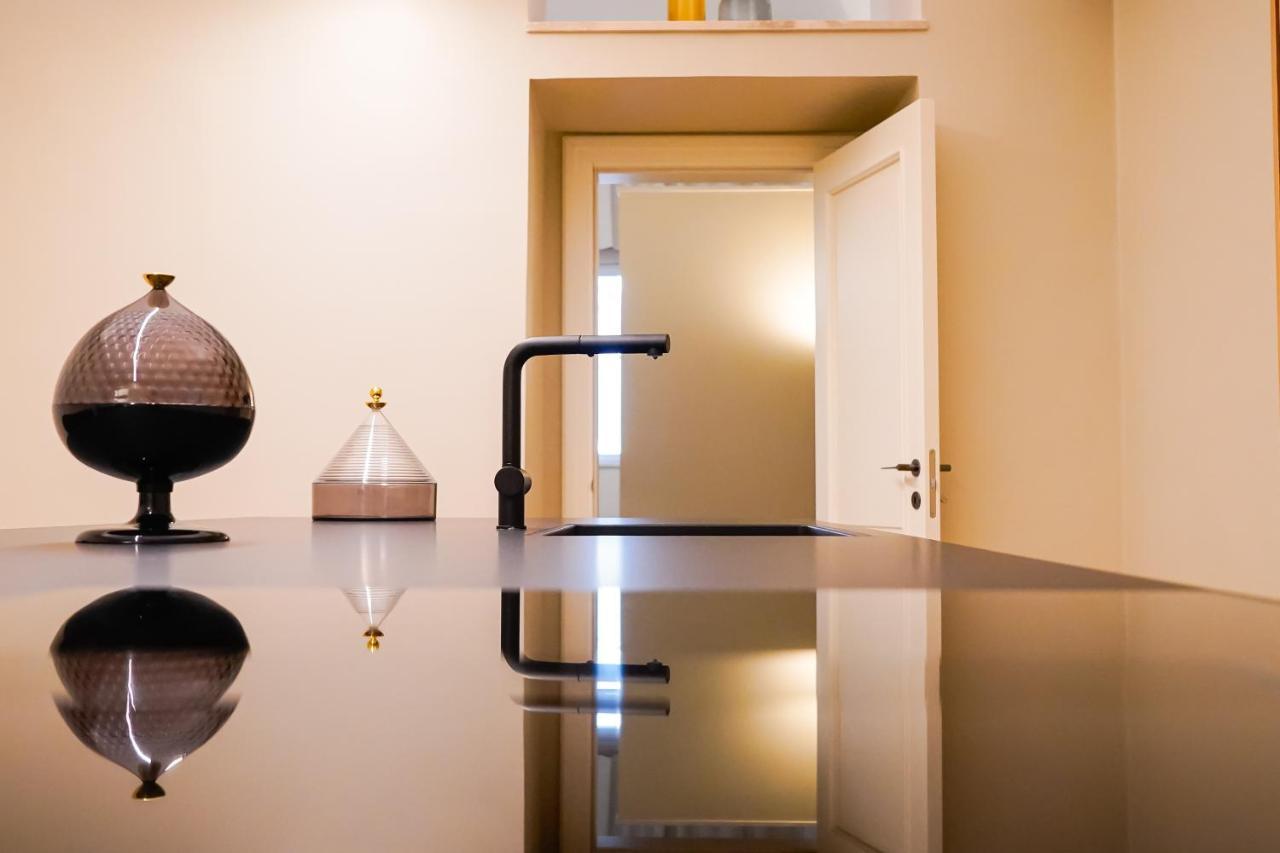 Meh Luxury Apartment City Centre Bari Zewnętrze zdjęcie