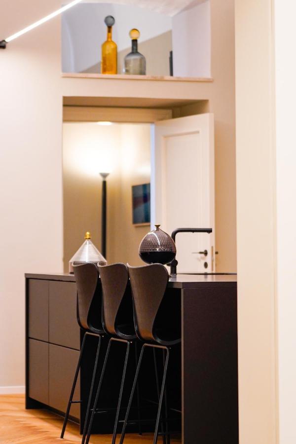 Meh Luxury Apartment City Centre Bari Zewnętrze zdjęcie