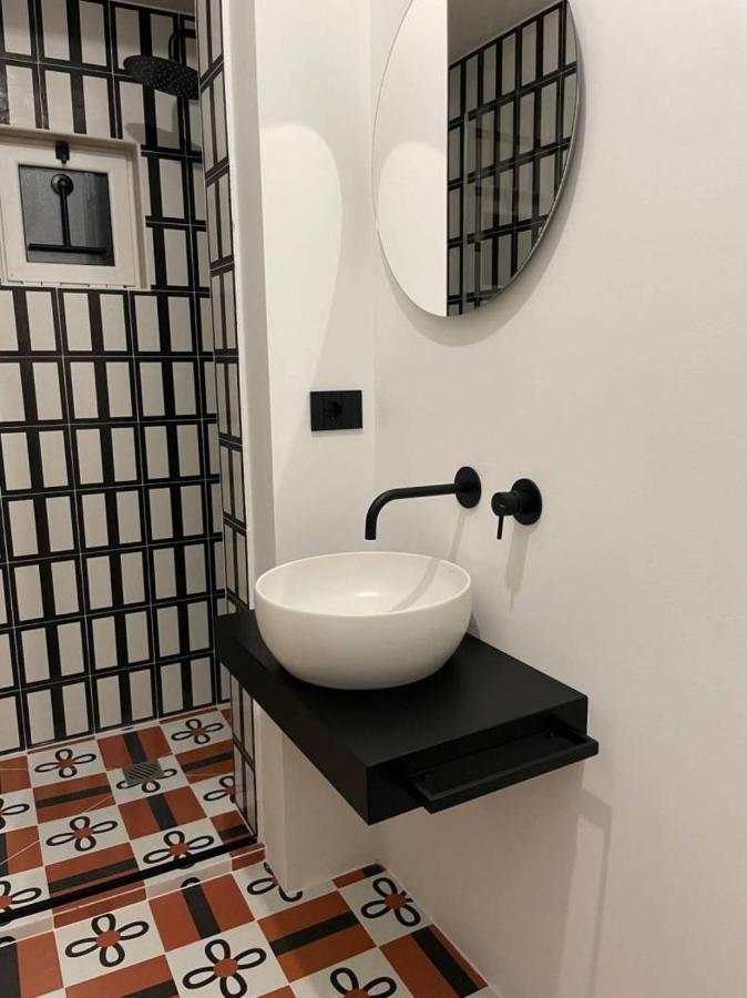 Meh Luxury Apartment City Centre Bari Zewnętrze zdjęcie